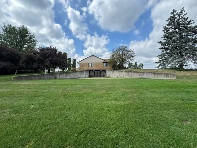 2060 E Remus Road Union Charter Township, MI 48858
