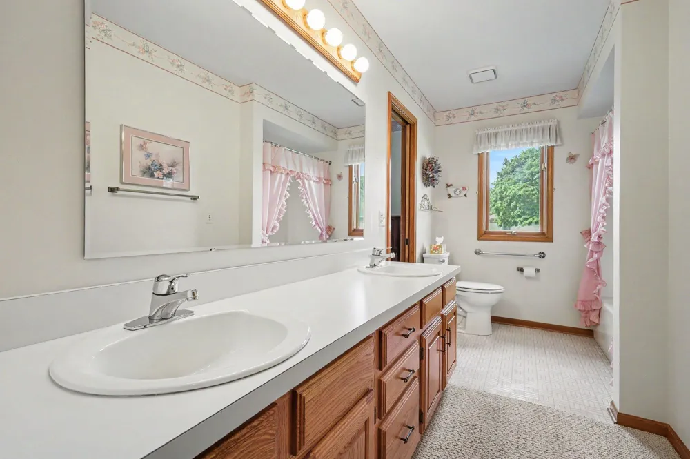 6661 Leisure Creek Drive SE Gaines Charter Township, MI 49316