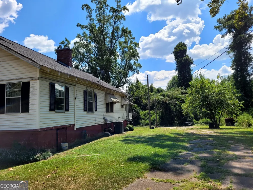 208 Manley RD Griffin, GA 30223