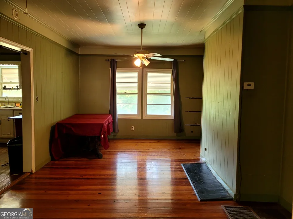 208 Manley RD Griffin, GA 30223