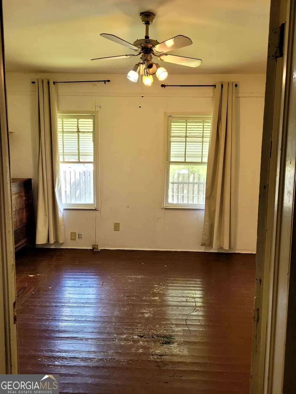 208 Manley RD Griffin, GA 30223