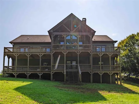452 Captains Court