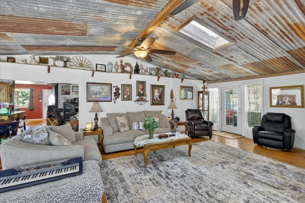 20019 Patricia Drive Kemp, TX 75143