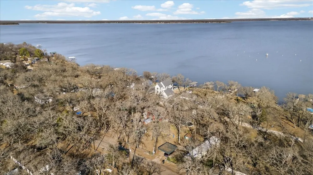 20019 Patricia Drive Kemp, TX 75143