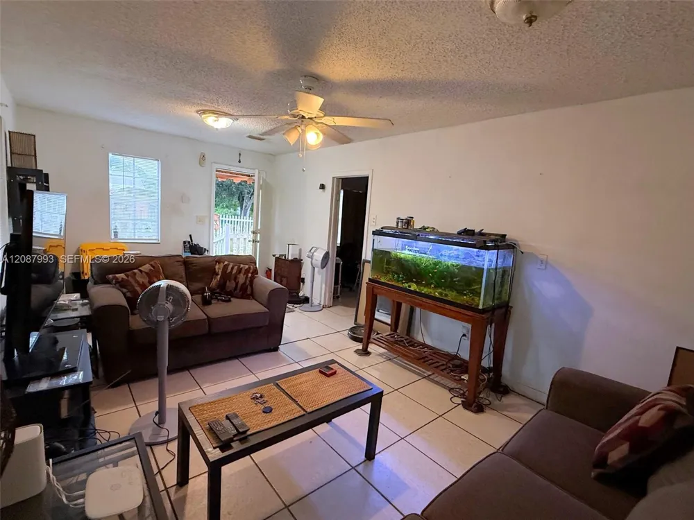 2118 NW 83rd St Miami, FL 33147