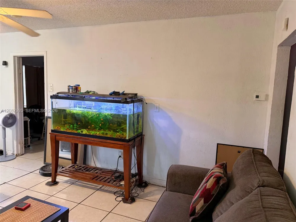2118 NW 83rd St Miami, FL 33147
