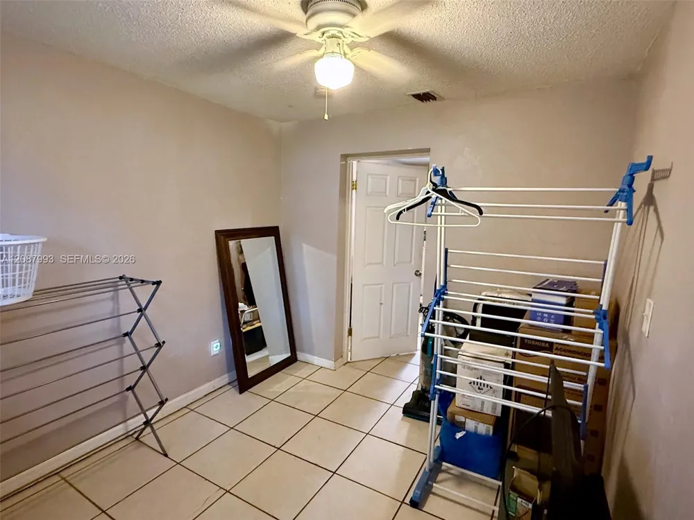 2118 NW 83rd St Miami, FL 33147