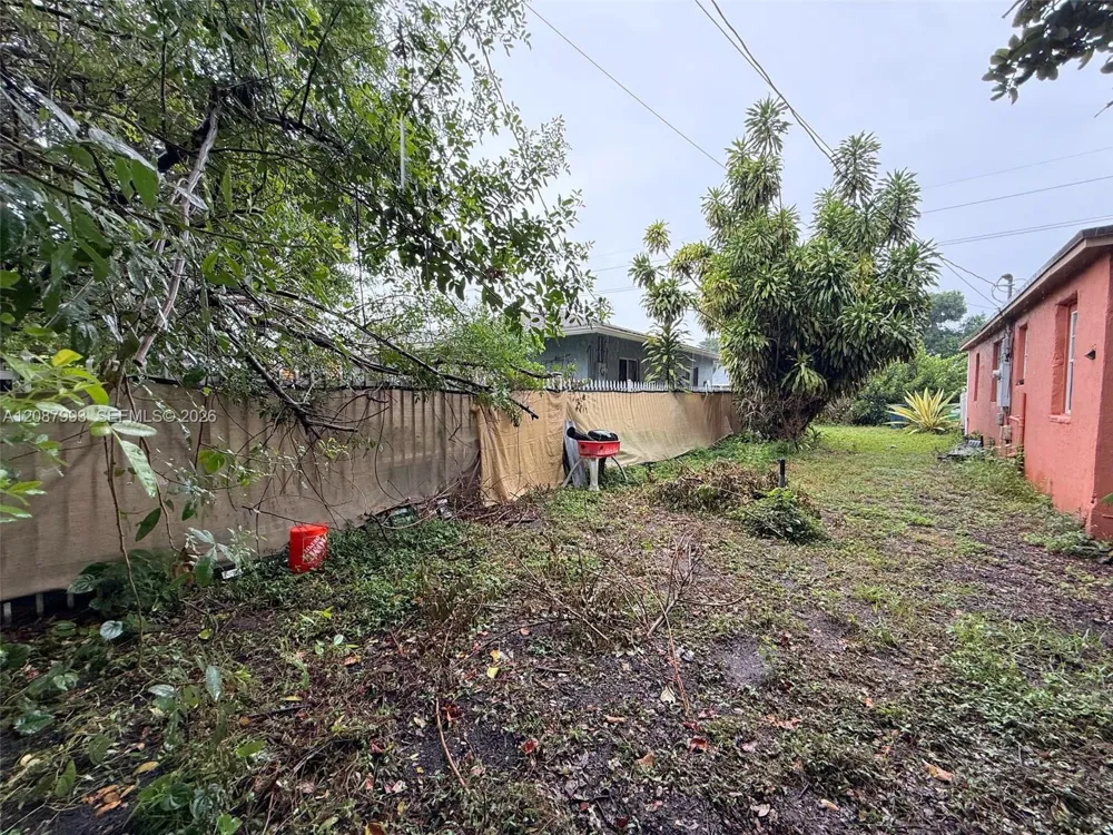 2118 NW 83rd St Miami, FL 33147