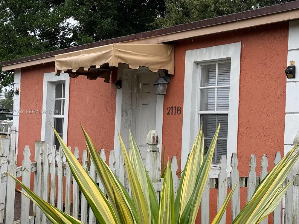 2118 NW 83rd St Miami, FL 33147