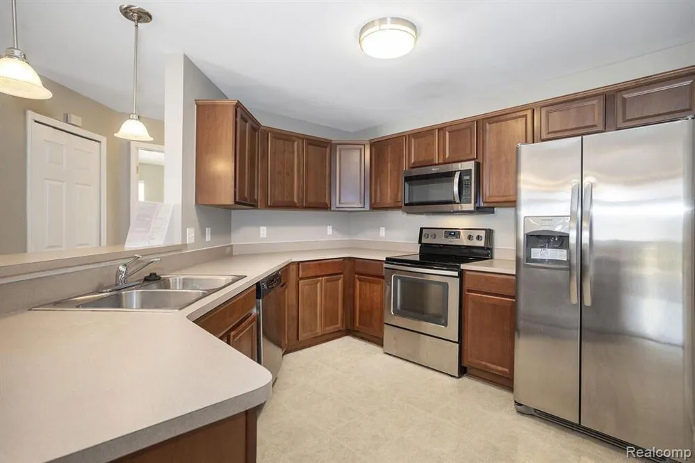 24204 Alexa Drive Commerce, MI 48390