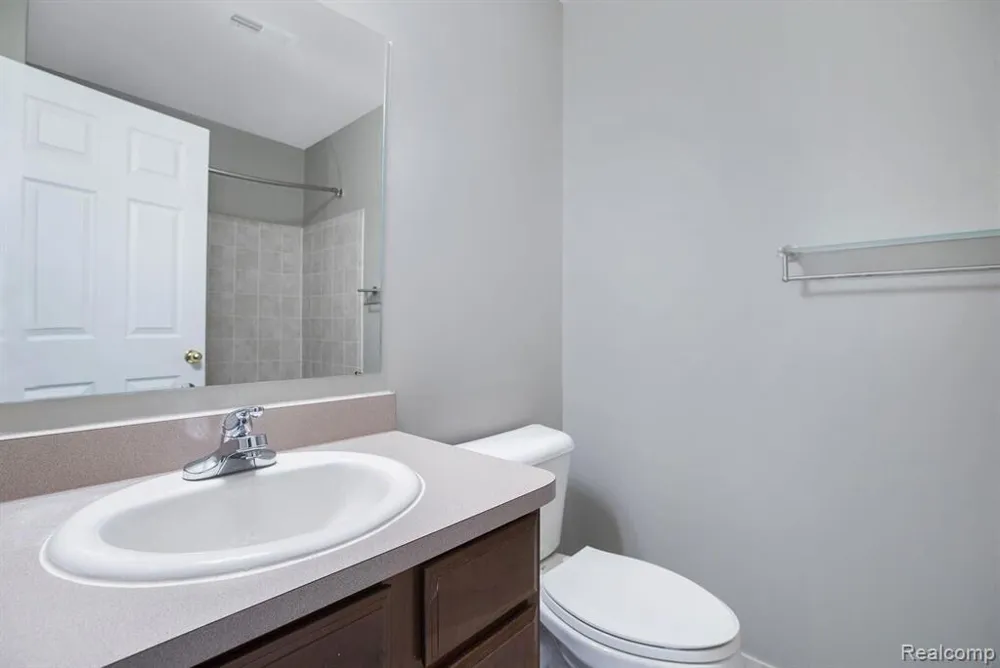 24204 Alexa Drive Commerce, MI 48390