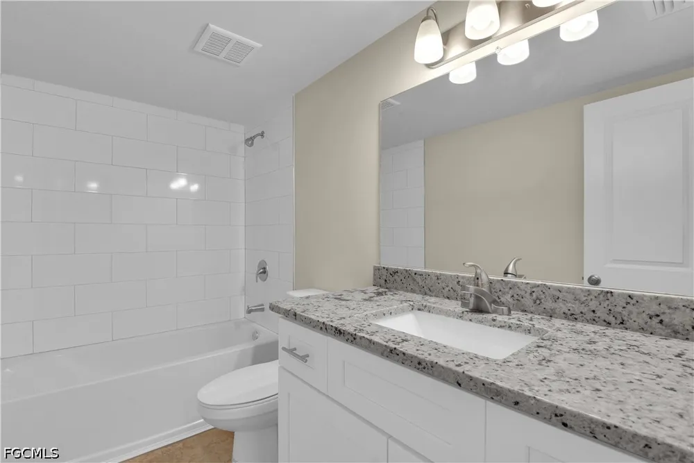 Partridge Place Road #103 Fort Myers, FL 33908