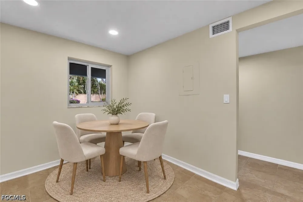 Partridge Place Road #103 Fort Myers, FL 33908
