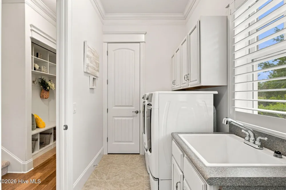 517 Moss Tree Drive Wilmington, NC 28405