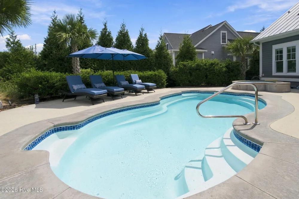 517 Moss Tree Drive Wilmington, NC 28405