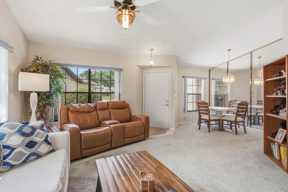 6810 PLUMLEAF COURT Spring Hill, FL 34606