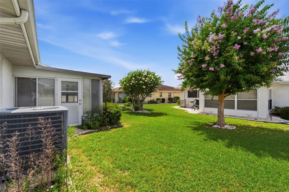 309 GREEN MANOR DRIVE Sun City Center, FL 33573