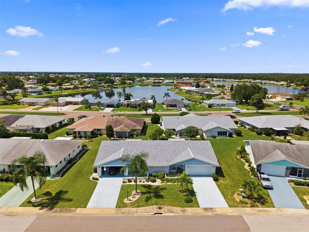 309 GREEN MANOR DRIVE Sun City Center, FL 33573
