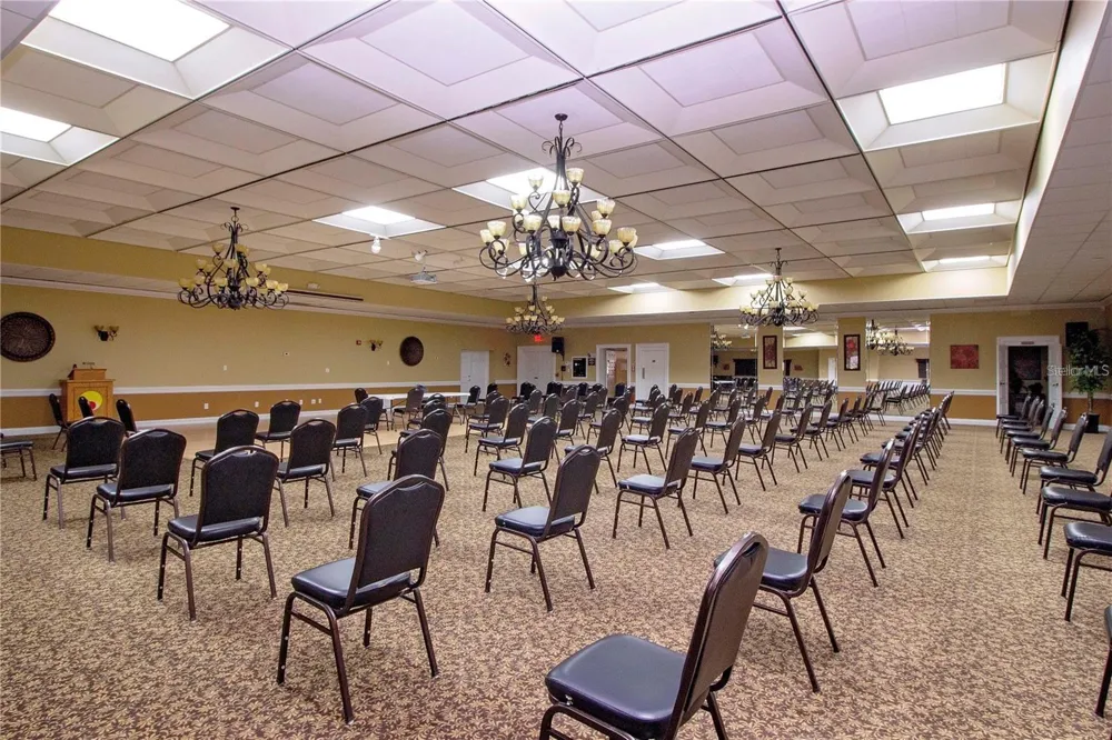 309 GREEN MANOR DRIVE Sun City Center, FL 33573