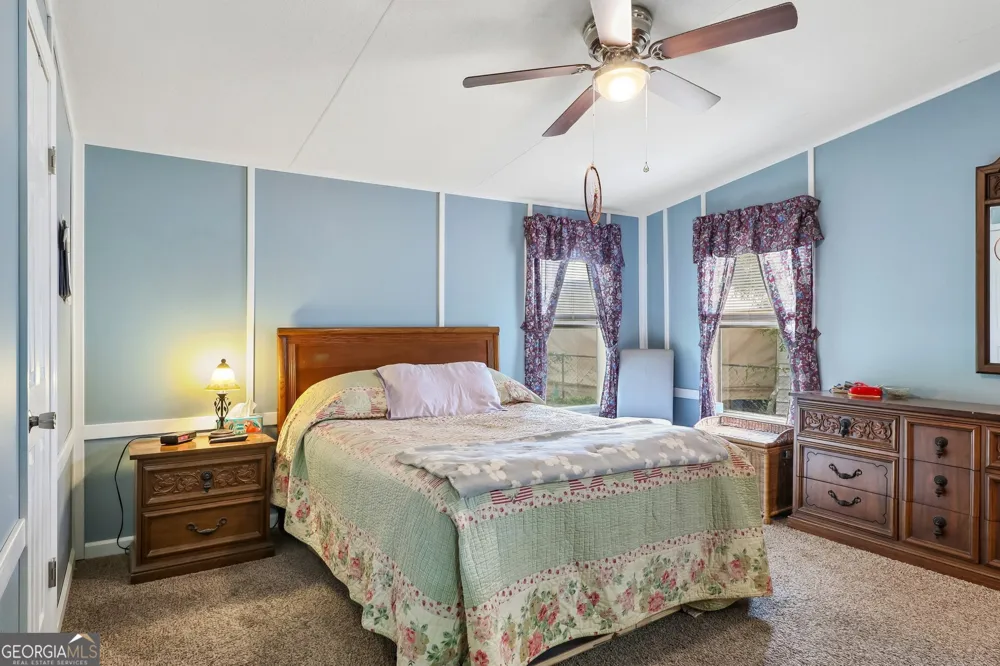 124 Edgewater DR Bloomingdale, GA 31302