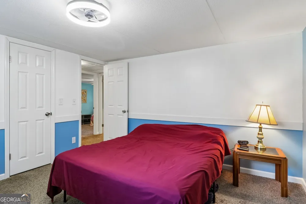124 Edgewater DR Bloomingdale, GA 31302