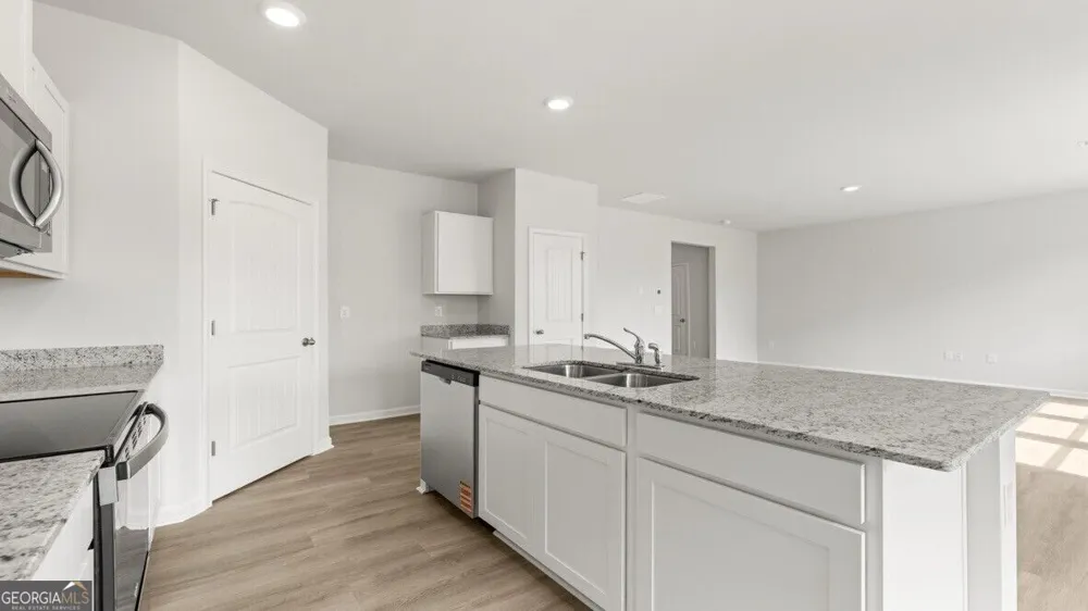 8162 Coldstream DR Fairburn, GA 30213