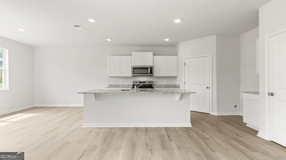 8162 Coldstream DR Fairburn, GA 30213