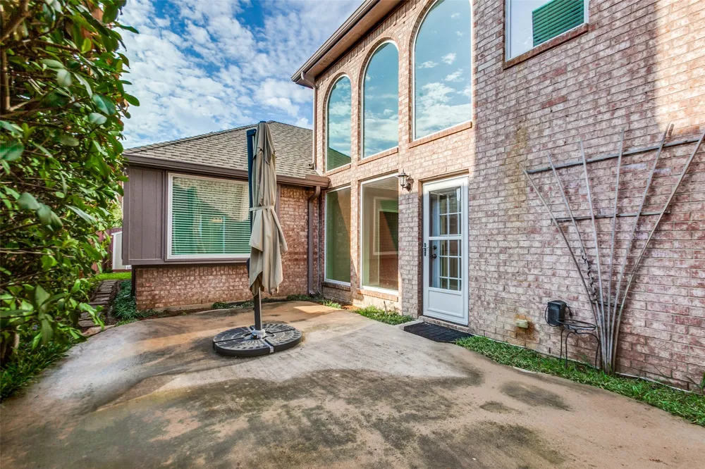 18803 Park Grove Lane Dallas, TX 75287