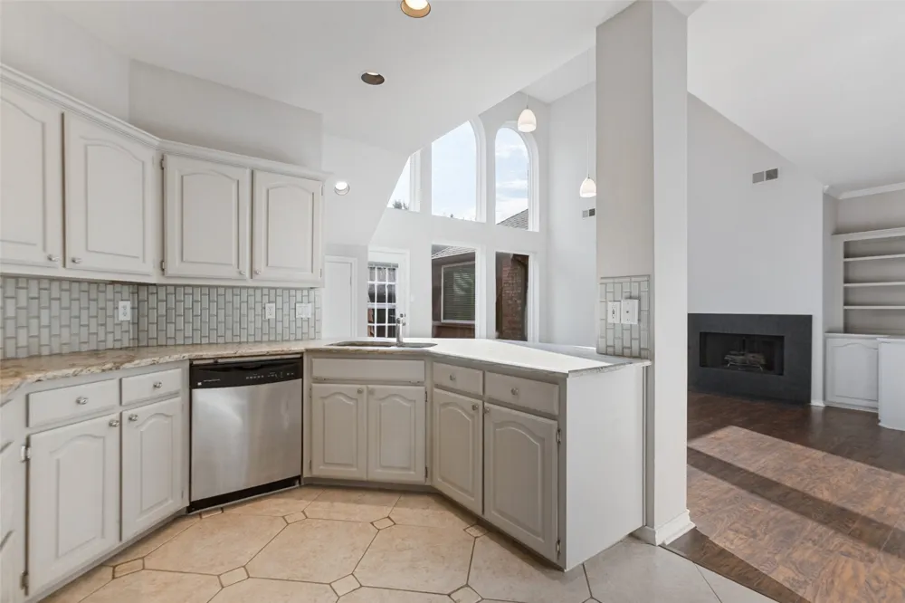 18803 Park Grove Lane Dallas, TX 75287
