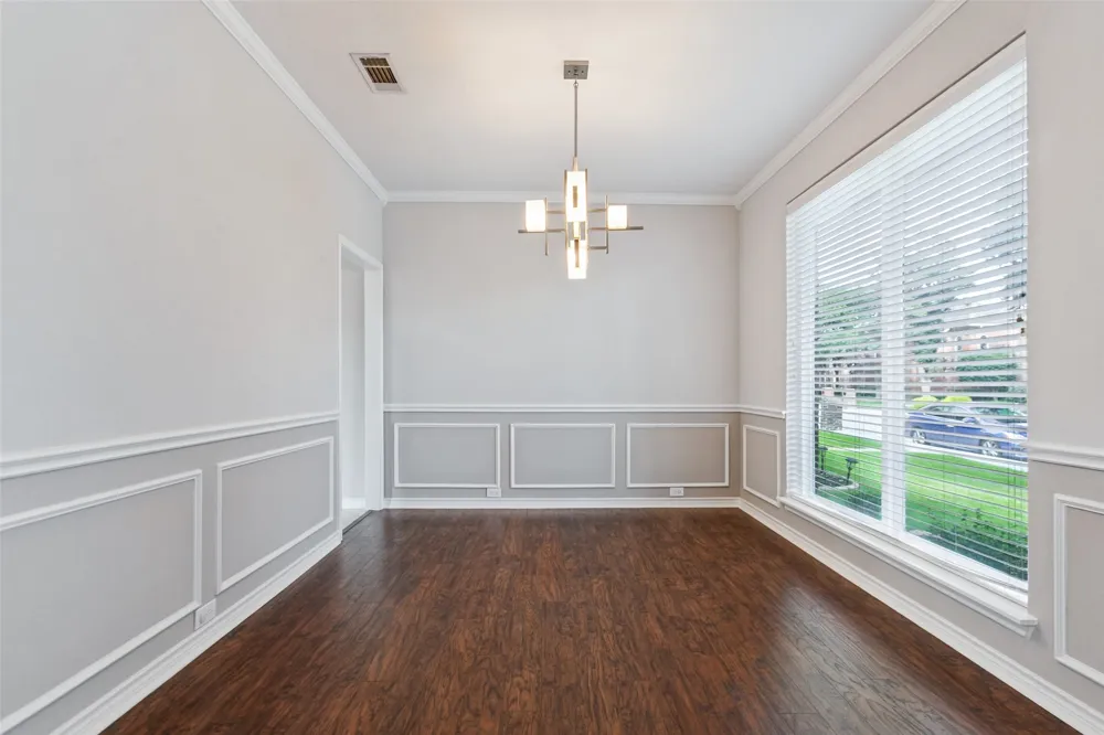18803 Park Grove Lane Dallas, TX 75287
