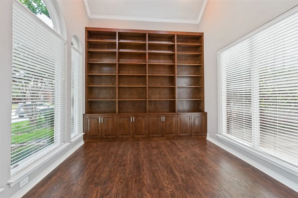 18803 Park Grove Lane Dallas, TX 75287