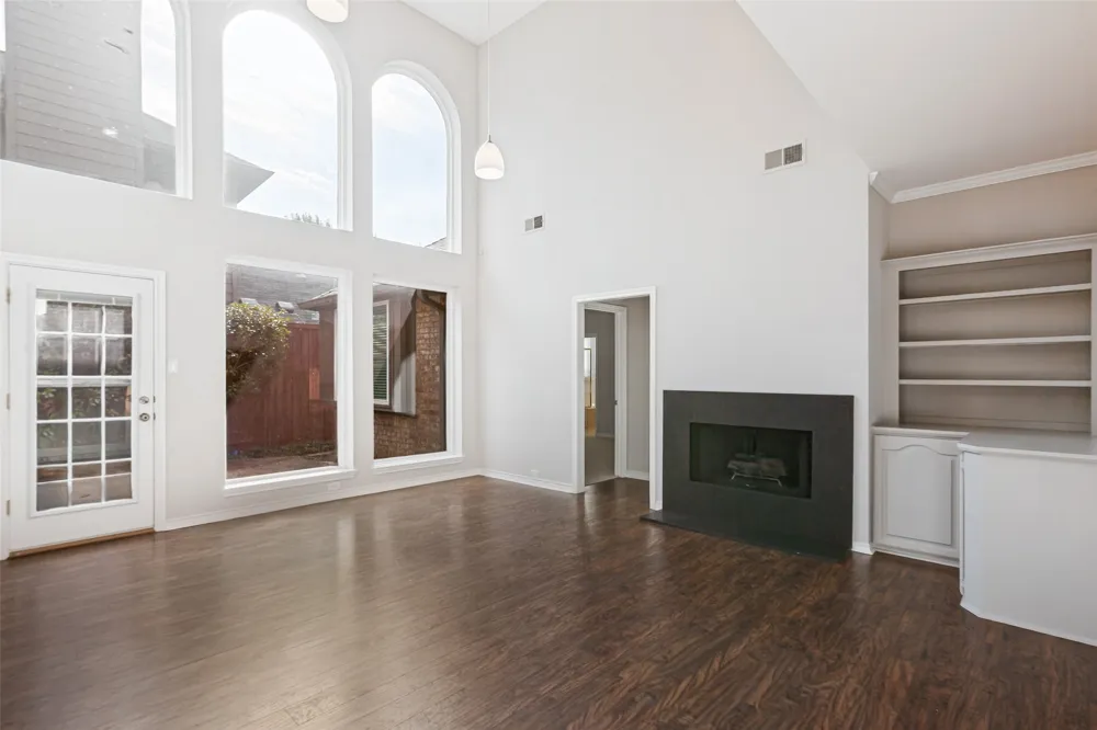 18803 Park Grove Lane Dallas, TX 75287