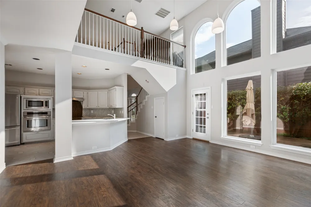 18803 Park Grove Lane Dallas, TX 75287