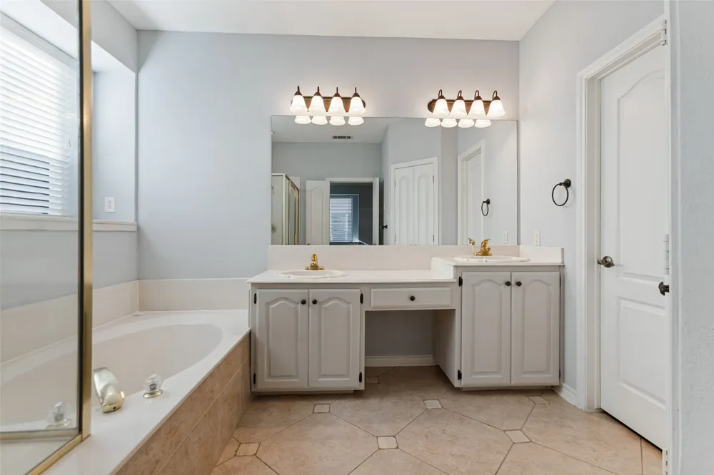 18803 Park Grove Lane Dallas, TX 75287