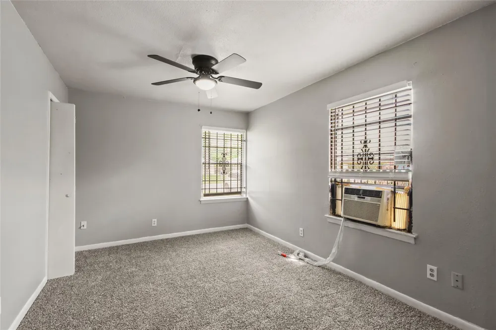 7306 Parker Road Houston, TX 77016