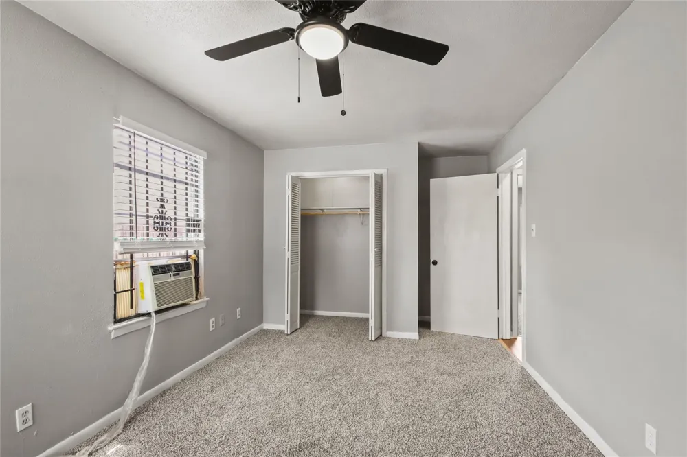 7306 Parker Road Houston, TX 77016