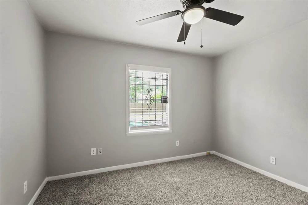 7306 Parker Road Houston, TX 77016