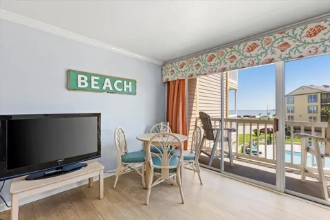 6300 Seawall Boulevard #6208