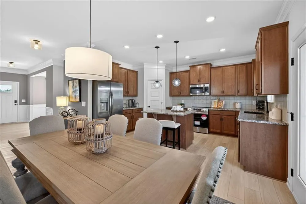 109 Shire Loop Calhoun, GA 30701