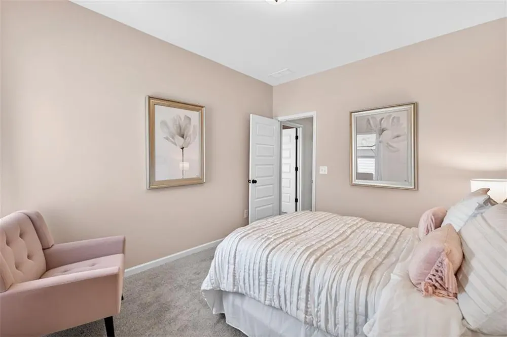 109 Shire Loop Calhoun, GA 30701