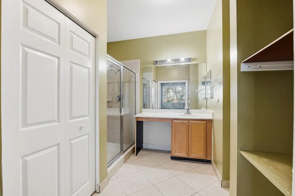 160 Village Boulevard #G Tequesta, FL 33469