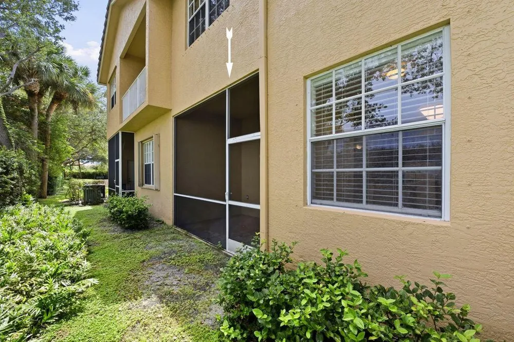 160 Village Boulevard #G Tequesta, FL 33469