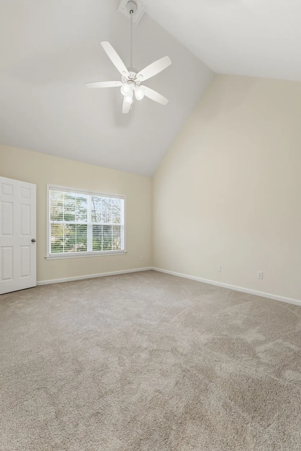 403 Newport Meadows Circle Thompsons Station, TN 37179