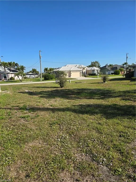 4325 SW 7th Avenue Cape Coral, FL 33914