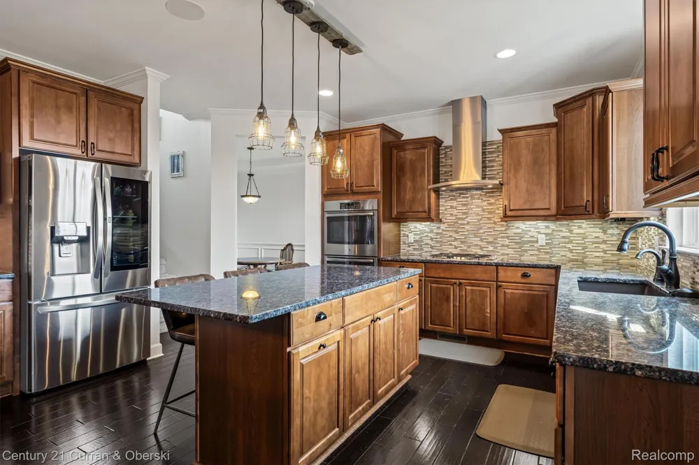 52365 Trailwood Dr Lyon Charter Township, MI 48178