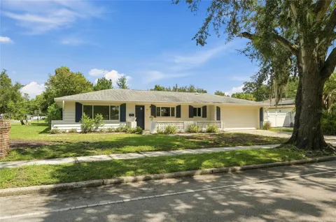 1911 MOHICAN TRAIL