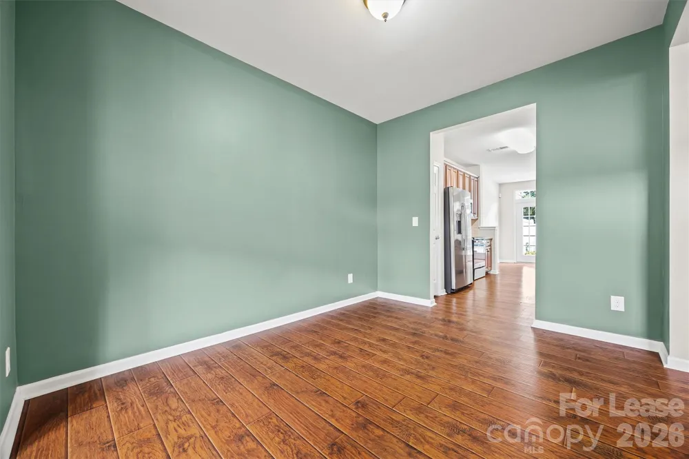 9736 Springholm Drive Charlotte, NC 28278