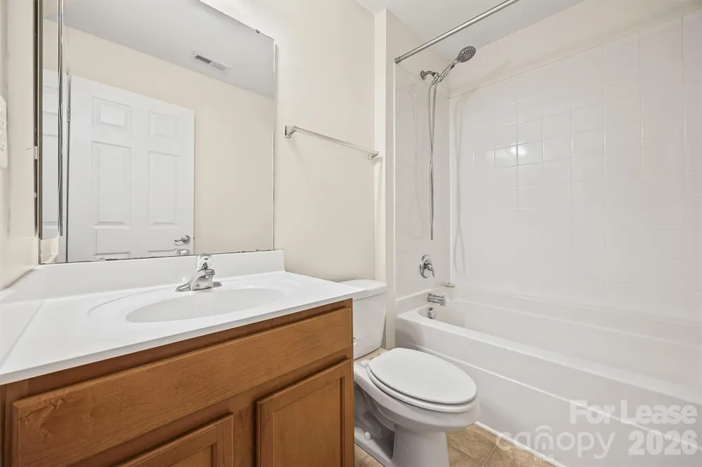 9736 Springholm Drive Charlotte, NC 28278