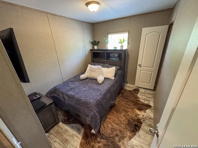 2822 TOMBLIN RD Bigfoot, TX 78005