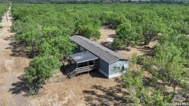2822 TOMBLIN RD Bigfoot, TX 78005